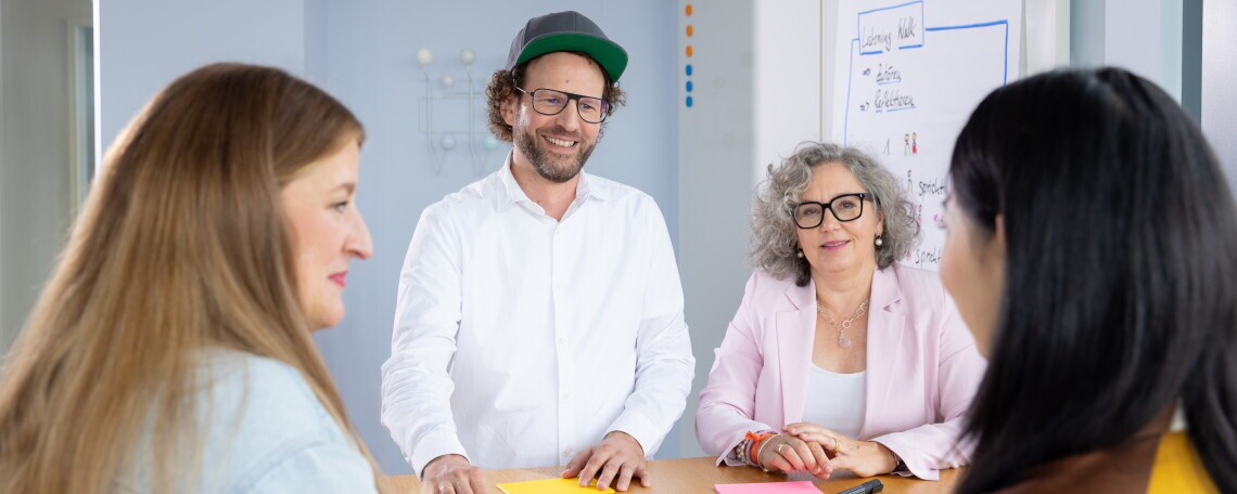 Praktikum Global Brand Communication essence (m/w/d), 3. Bild